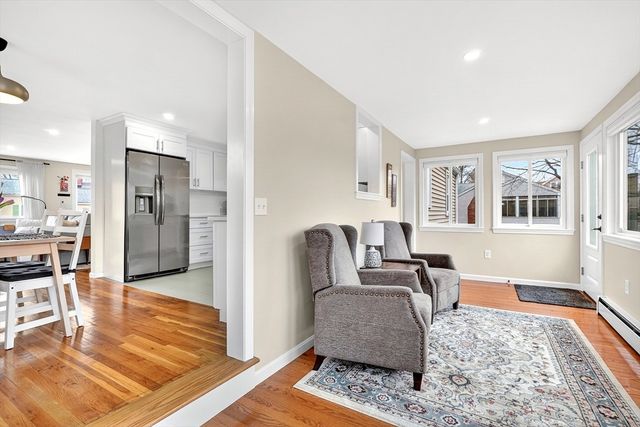 13 Carson Rd, Woburn, MA 01801