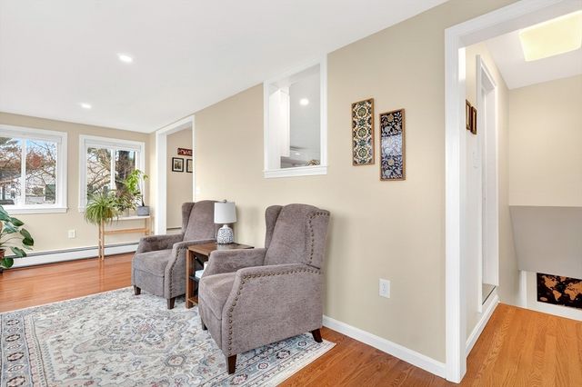 13 Carson Rd, Woburn, MA 01801