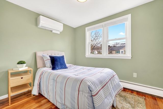 13 Carson Rd, Woburn, MA 01801