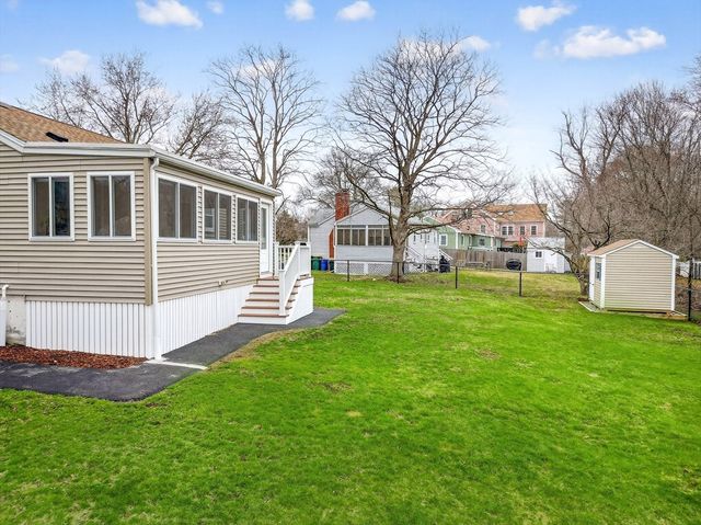 13 Carson Rd, Woburn, MA 01801