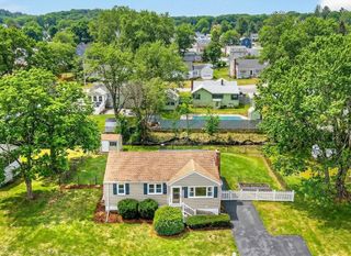 13 Carson Rd, Woburn, MA 01801