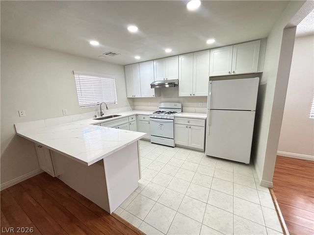 3780 Leisure Lane, Las Vegas, NV 89103