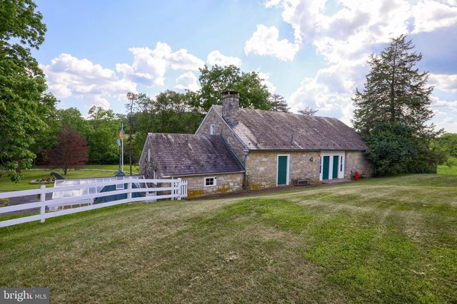 140 EVANS HILL RD, Reading, PA 19608