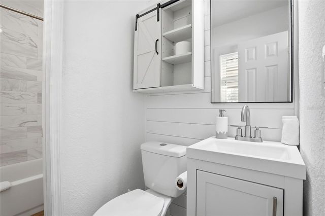 1120 NELA AVENUE, Orlando, FL 32809