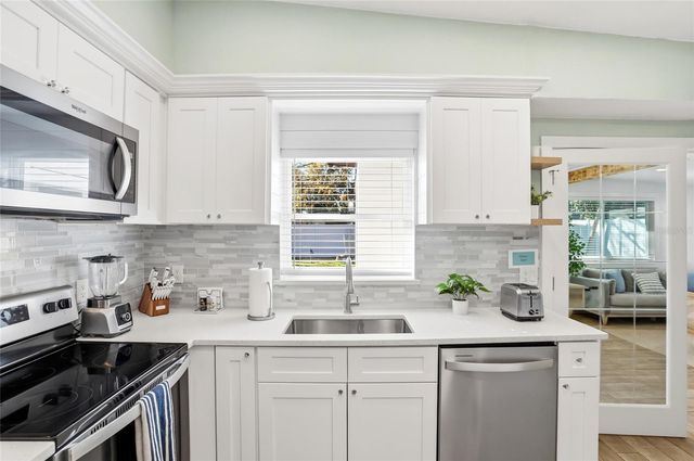 1120 NELA AVENUE, Orlando, FL 32809