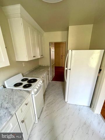 2806 NAYLOR RD SE #125, Washington, DC 20020