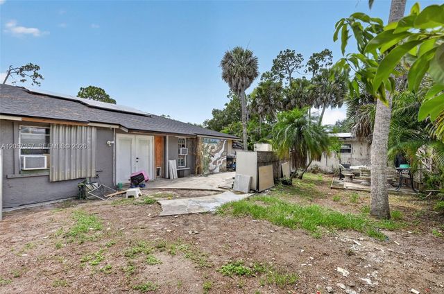 1041 Sanger Street, Port Charlotte, FL 33952