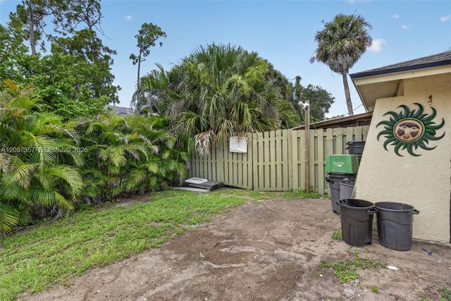 1041 Sanger Street, Port Charlotte, FL 33952