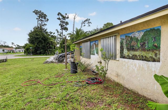 1041 Sanger Street, Port Charlotte, FL 33952