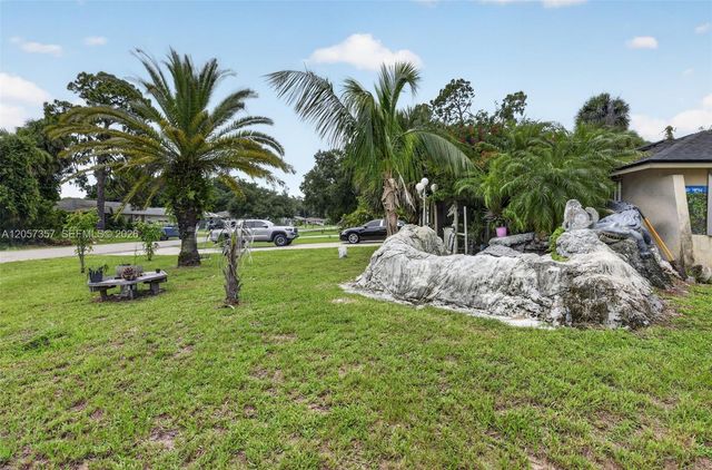 1041 Sanger Street, Port Charlotte, FL 33952
