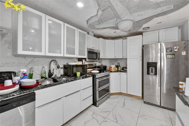 1041 Sanger Street, Port Charlotte, FL 33952