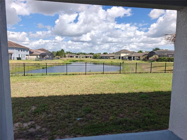 2221 GRANTHAM AVENUE, Davenport, FL 33837