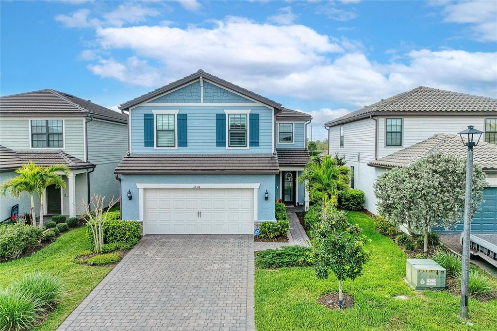 Image 5 of property listing at 16314 PINE MIST DRIVE, Bradenton, FL 34211