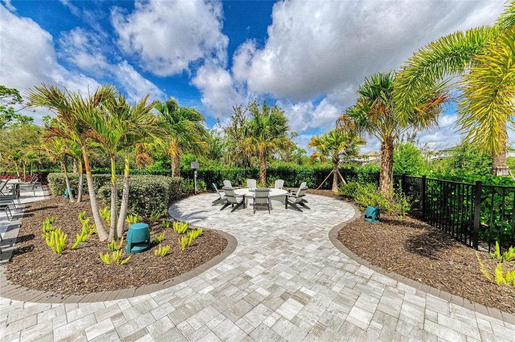 Image 72 of property listing at 16314 PINE MIST DRIVE, Bradenton, FL 34211