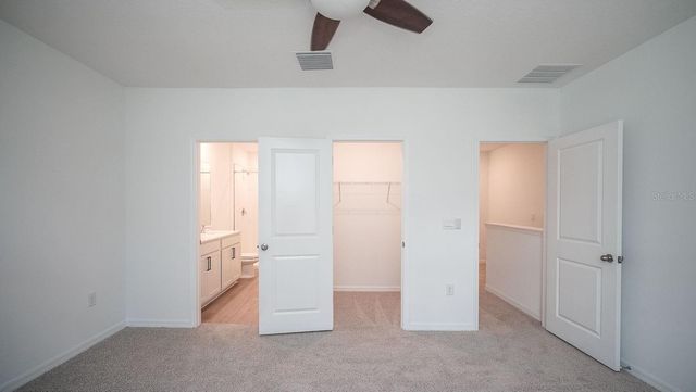 32533 MIDSUMMER NIGHT LANE, Wesley Chapel, FL 33543