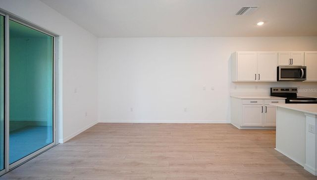 32533 MIDSUMMER NIGHT LANE, Wesley Chapel, FL 33543