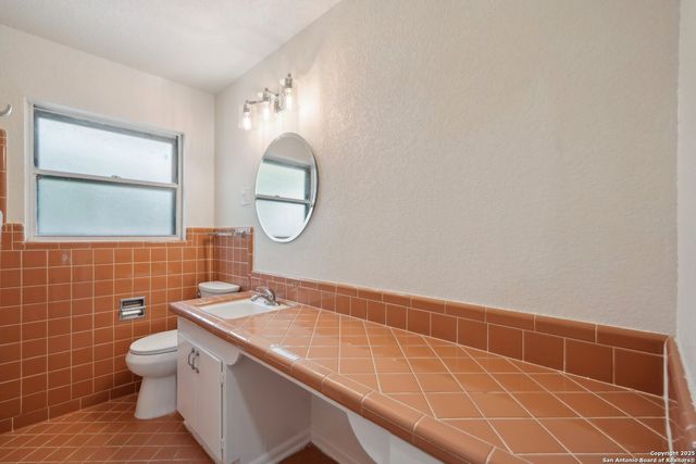 407 HAVERFORD DR, San Antonio, TX 78217