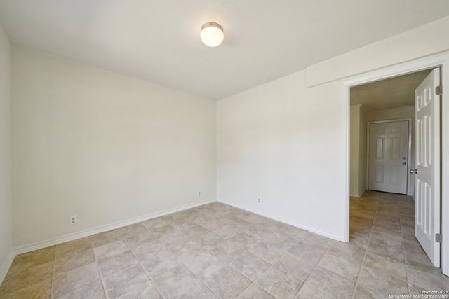 407 HAVERFORD DR, San Antonio, TX 78217