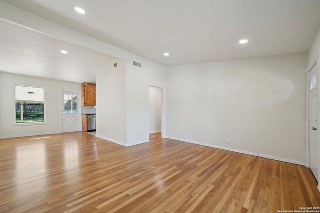 407 HAVERFORD DR, San Antonio, TX 78217