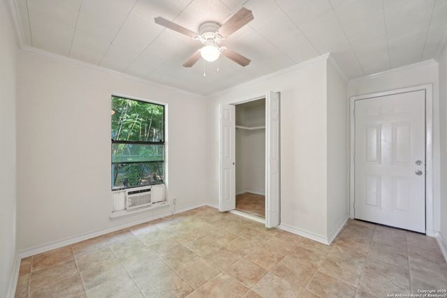 407 HAVERFORD DR, San Antonio, TX 78217