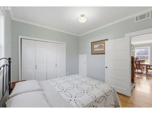 16770 S SWAN Ave, Oregon City, OR 97045