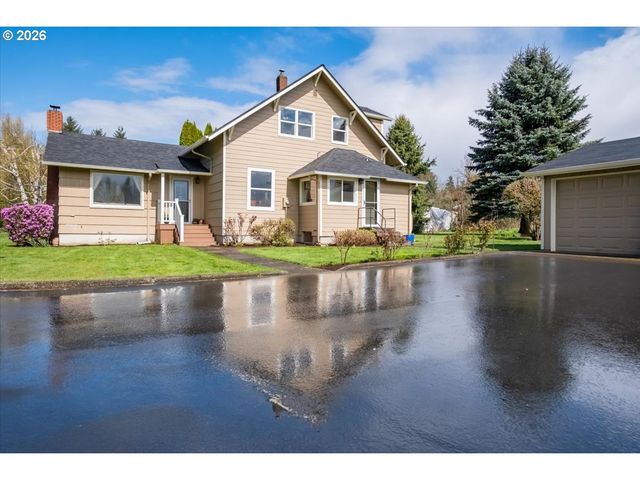 16770 S SWAN Ave, Oregon City, OR 97045