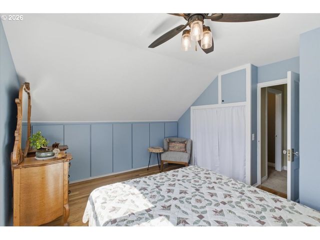 16770 S SWAN Ave, Oregon City, OR 97045