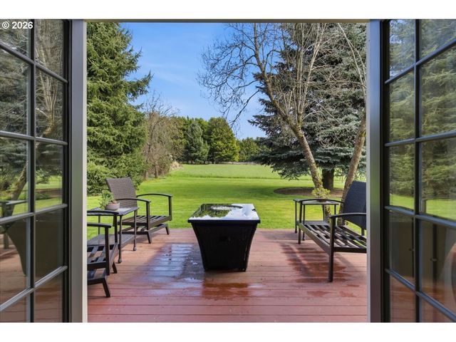 16770 S SWAN Ave, Oregon City, OR 97045