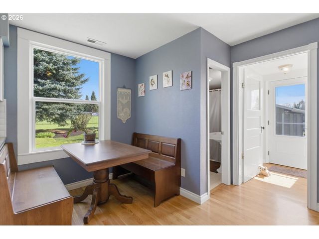 16770 S SWAN Ave, Oregon City, OR 97045