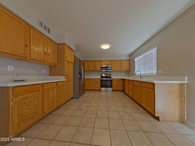10791 W RIO VISTA Lane, Avondale, AZ 85323