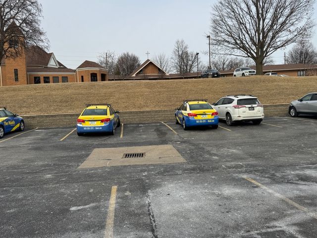 3705 Utica Ridge Road, Bettendorf, IA 52722