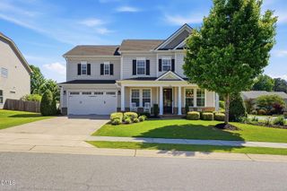 768 Kerr Lake Drive, Fuquay Varina, NC 27526