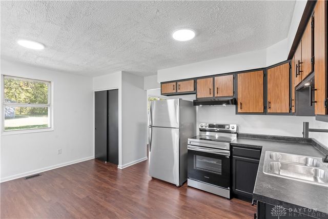 645 E Church Street, Xenia, OH 45385