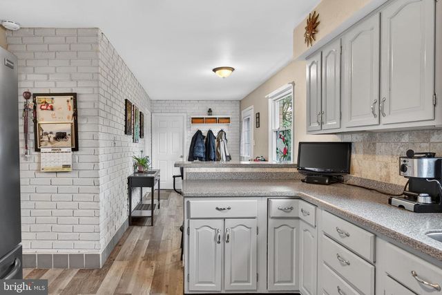 301 E ELMWOOD AVENUE, Mechanicsburg, PA 17055