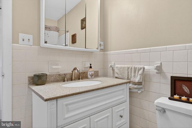 301 E ELMWOOD AVENUE, Mechanicsburg, PA 17055