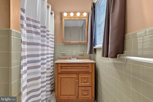 301 E ELMWOOD AVENUE, Mechanicsburg, PA 17055