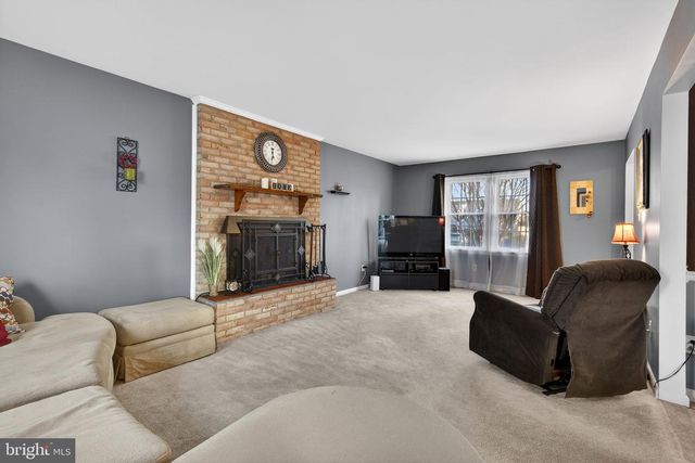 301 E ELMWOOD AVENUE, Mechanicsburg, PA 17055