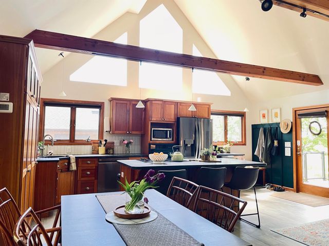 1008 VT Route 7, Salisbury, VT 05769