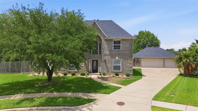 2402 Daytona Court, Friendswood, TX 77546