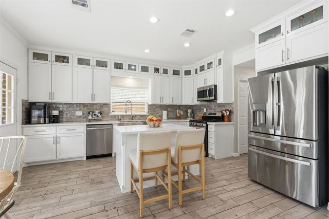 2402 Daytona Court, Friendswood, TX 77546