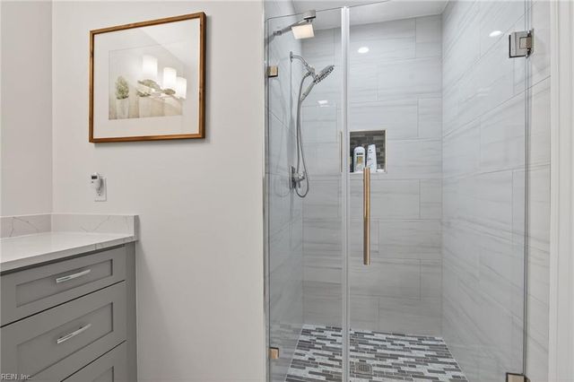 1107 Lake Point LN, Suffolk, VA 23434