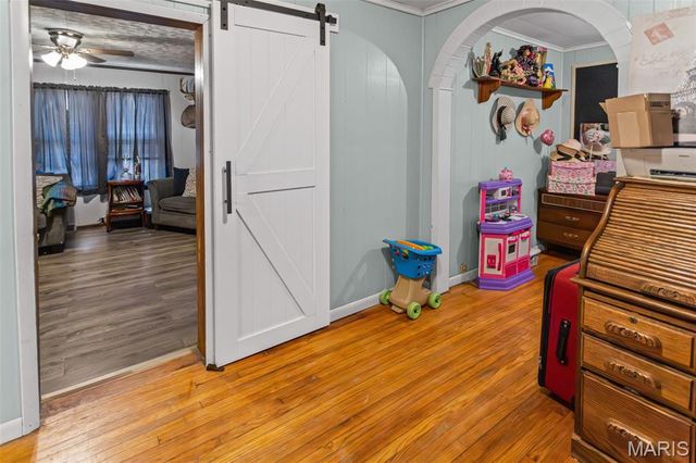 908 Locust Street, Carrollton, IL 62016