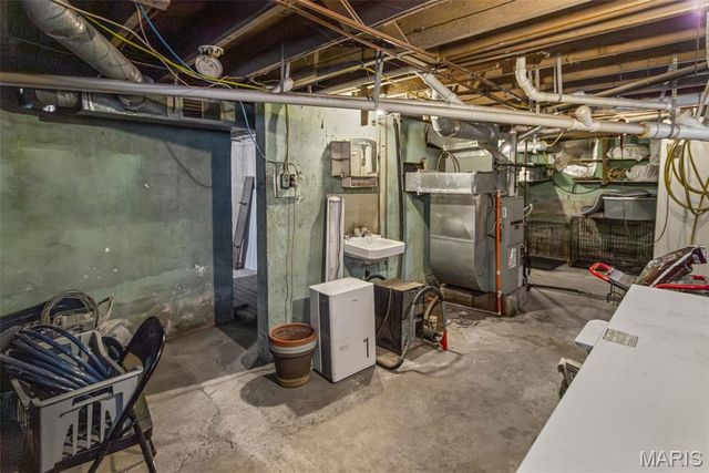 908 Locust Street, Carrollton, IL 62016