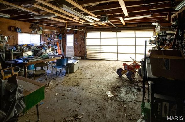 908 Locust Street, Carrollton, IL 62016