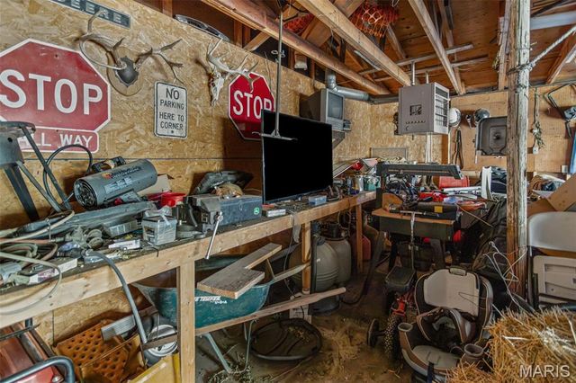 908 Locust Street, Carrollton, IL 62016