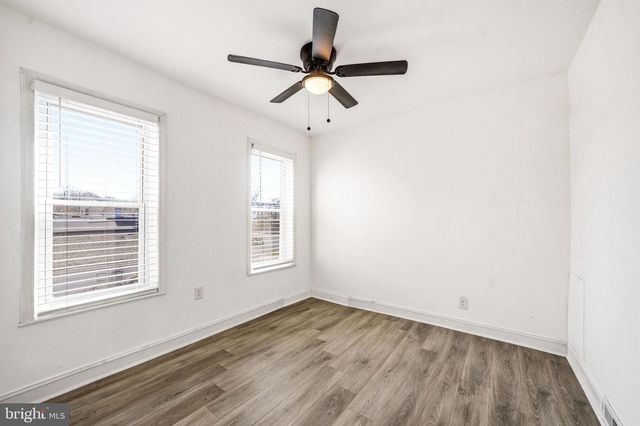 11 E ATLANTIC AVE, Audubon, NJ 08106