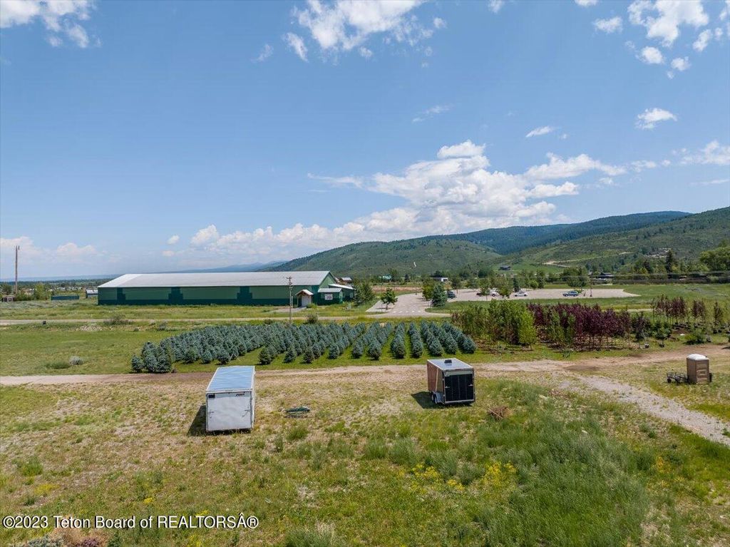 375 S AGATE Avenue, Victor, ID 83455 photo 4