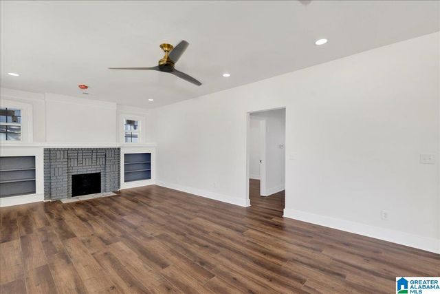 1020 GRAYMONT AVENUE W, Birmingham, AL 35204