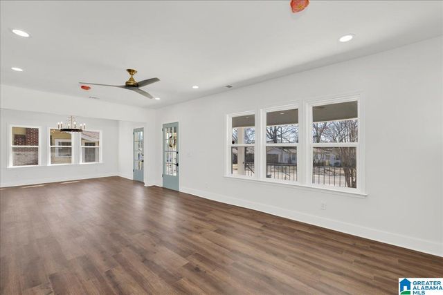 1020 GRAYMONT AVENUE W, Birmingham, AL 35204