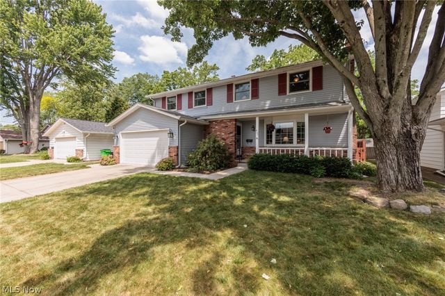 457 Edgewood Circle, Berea, OH 44017